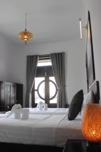 Deluxe Double or Twin Room