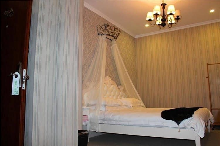 Shiquan Street No. 5 Theme Hotel3