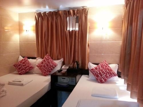 Joyous Guest House4