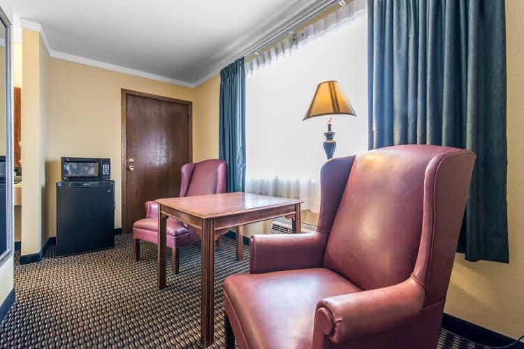 Rodeway Inn Golden Prairie Rodeway Inn Golden Prairie