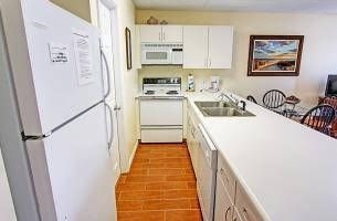 Gulf View - new furnishings/linens for 2014 - 1 BR Condo - RJV 15000