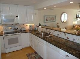 2 BR Condo Beautiful Sunsets - Sanibel Harbour Resort - REG 14880