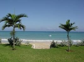 5 BR Family Beachfront Villa - Runaway Bay - PRJ 12270