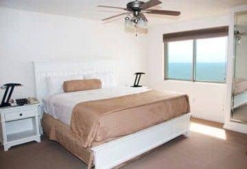 Brighton Tower - 2 BR Condo Direct Oceanfront - STP 1751 Brighton Tower - 2 BR Condo Direct Oceanfront - STP 1751