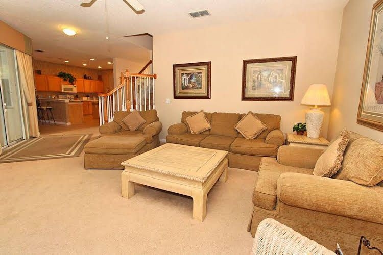 5 BR Home Kitchen Sleeps 10 - EVF 40880