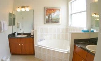 4 BR CrystalCove Sleeps 8 - FLD 3276 4 BR CrystalCove Sleeps 8 - FLD 3276