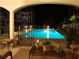 7 BR Villa - Runaway Bay - PRJ 14400
