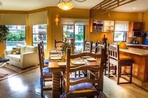 2 BR Condo Full Kitchen Sleeps 4 - BRI 86830