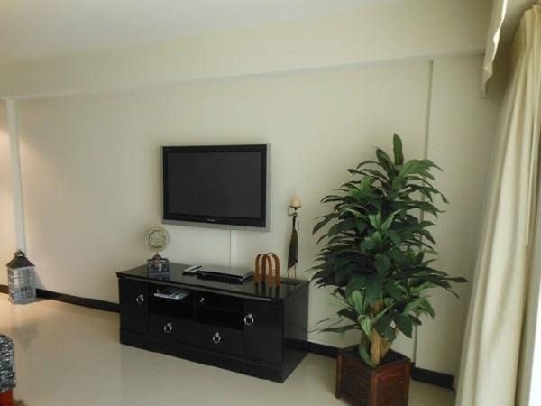 Emerald View Two-Bedroom Condo - PRI 84900