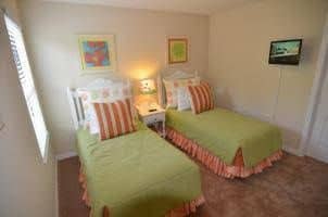 6 BR Private Home Pool Conservation View - NPM 8829 6 BR Private Home Pool Conservation View - NPM 8829