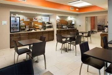 HOLIDAY INN EXPRESS ROCKLIN - GALLERIA AREA3