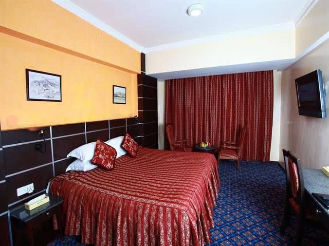 Metropolitan Hotel Bahrain. Metropolitan Hotel Bahrain.