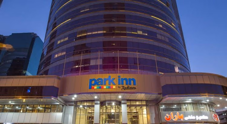 Park Inn by Radisson Hotel Apartments Al Rigga.3