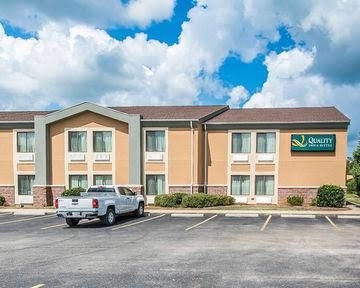 Quality Inn & Suites1
