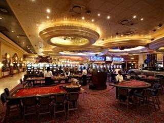 Graceland Hotel Casino and Country Club2