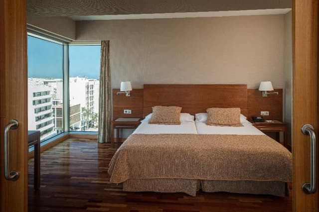 SUITE SIDE SEA VIEW