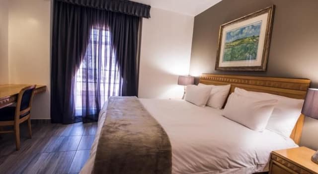STUDIO ONE BED