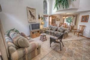South Lake Tahoe - 4 BR Home Private Hot Tub - LTA 80590