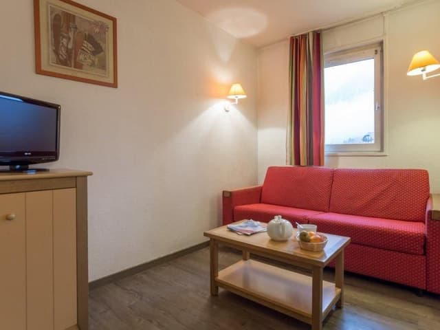 APARTMENT CAPACITY 8