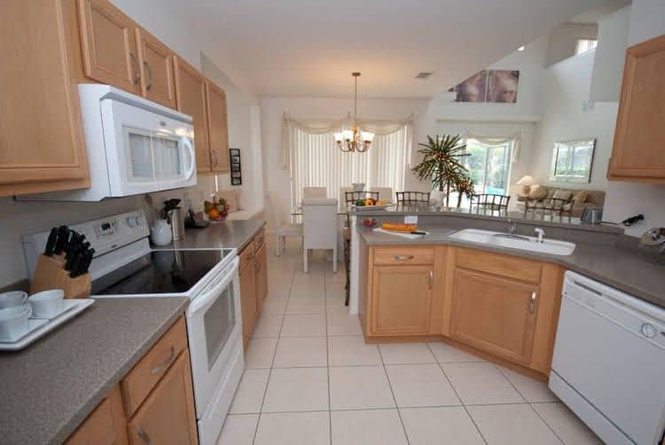 Calabay Park at Tower Lake - 5 BR Private Pool Home - JHH 45850 Calabay Park at Tower Lake - 5 BR Private Pool Home - JHH 45850