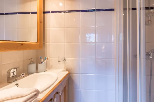 APARTMENT CAPACITY 7 THREE BEDROOMS