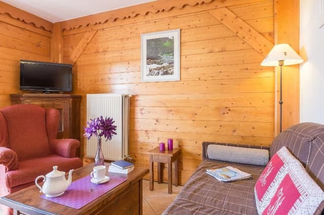 APARTMENT CAPACITY 5 TWO BEDROOMS