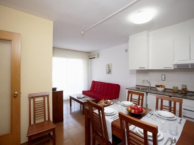 APARTMENT CAPACITY 6 TWO BEDROOMS
