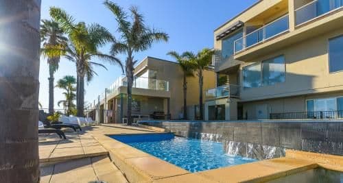 Apartment with Ocean View