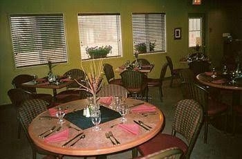 Elkwater Lake Lodge1