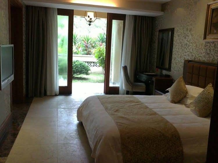 Hot Spring Resort Zhongshan Hot Spring Resort Zhongshan