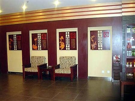 Super 8 Hotel Shanghai Fen Ye Hong Qiao0