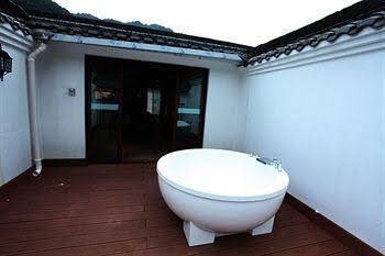 Mountain Artist Village Resort4