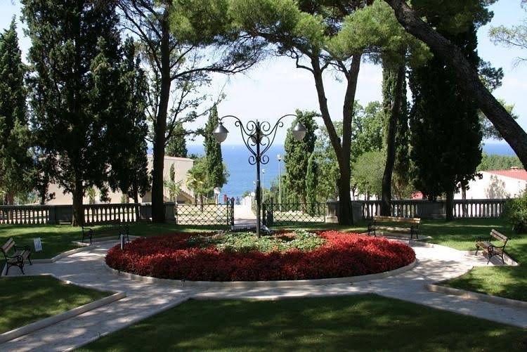 Village Laguna Bellevue0