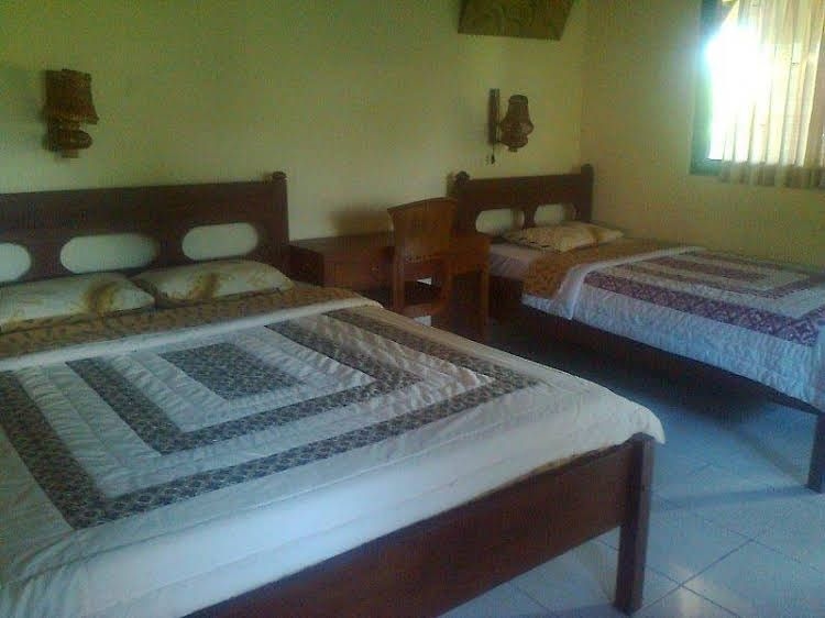 อินดราปราสตาโฮมสเตย์ (Indraprastha Home Stay)0