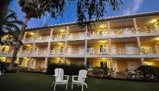 Sunshine Suites Resort4