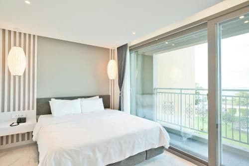 Queen Suite