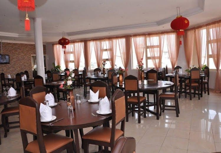 Thornberry Lekki Oxford0