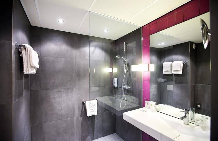 REGARDZ BERGHOTEL AMSERSFOORT0