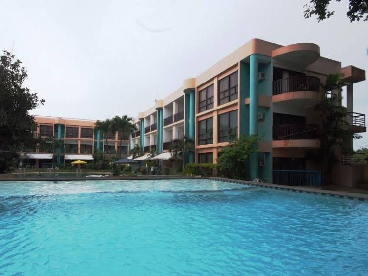 Apple Tree Resort and Hotel4