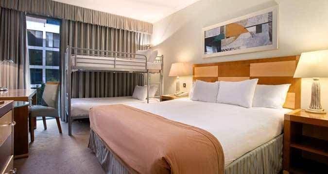 Hilton Gatwick Airport Hilton Gatwick Airport