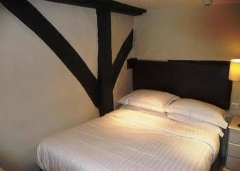 The George Hotel0
