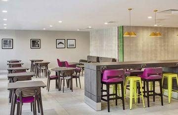 Hampton by Hilton Bristol City Centre1