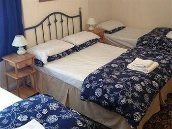 Black Lions Guest House4