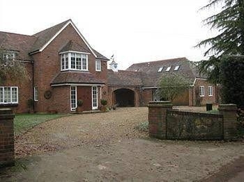 West Lodge at Porters End2