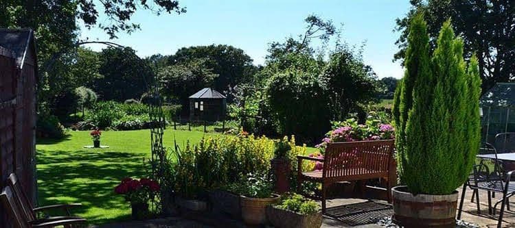 Oak Tree Cottage Bed & Breakfast Oak Tree Cottage Bed & Breakfast