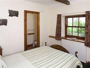 The Old Presbytery Guest House3