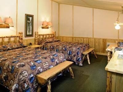 Canyon Lodge and Cabins0
