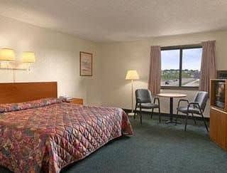 Super 8 Motel Super 8 Motel