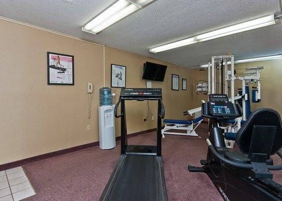 Quality Inn Tupelo Hotel NORTH GLOSTER STREET1