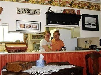 Woodland Farmhouse Inn Bed and Breakfast1